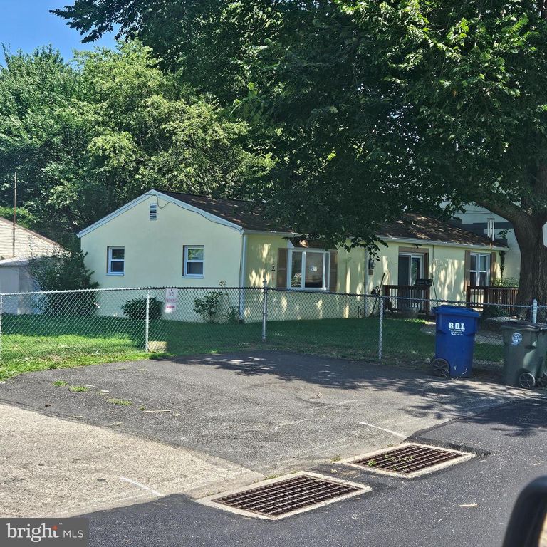 735 PENNSYLVANIA AVE, Wallingford, PA 19086