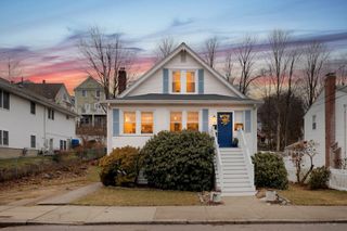 83 Orange Street 2, Boston, MA 02131