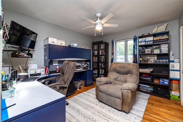 24 Sal Court, Bohemia, NY 11716