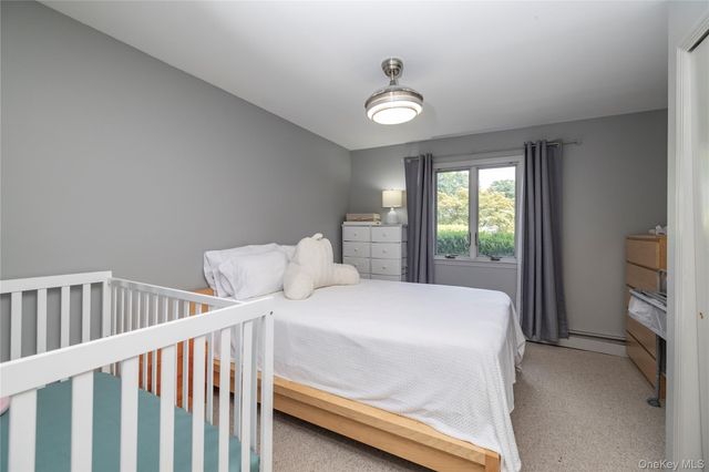 24 Sal Court, Bohemia, NY 11716