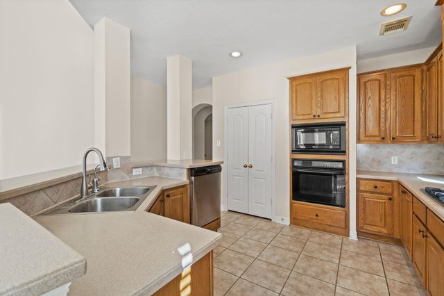 5819 Brook Bend Drive, Sugar Land, TX 77479