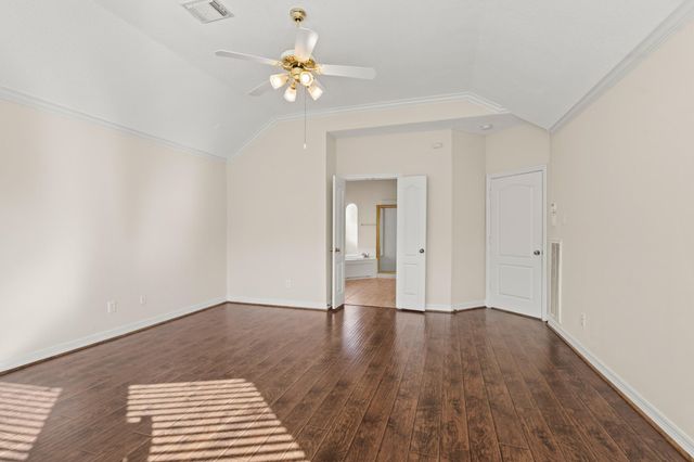 5819 Brook Bend Drive, Sugar Land, TX 77479