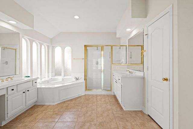 5819 Brook Bend Drive, Sugar Land, TX 77479