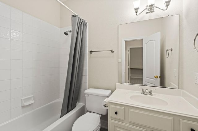 5819 Brook Bend Drive, Sugar Land, TX 77479