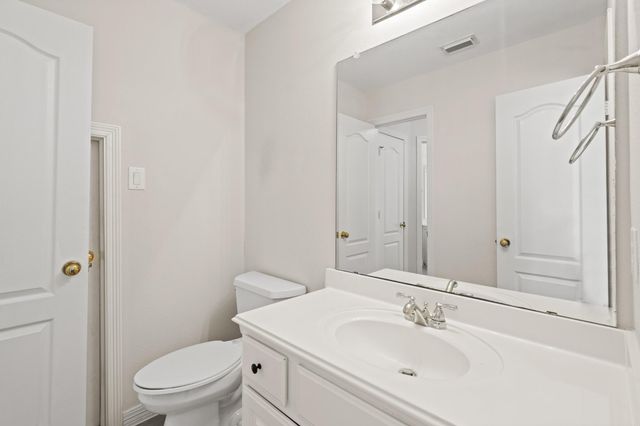 5819 Brook Bend Drive, Sugar Land, TX 77479