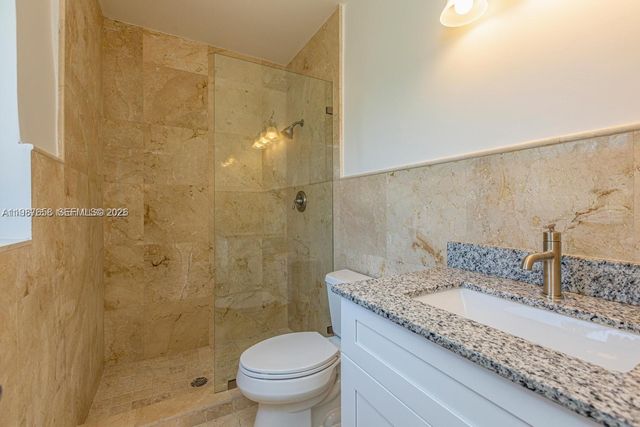 2882 S Le Jeune Rd 2882, Coral Gables, FL 33134