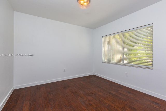 2882 S Le Jeune Rd 2882, Coral Gables, FL 33134