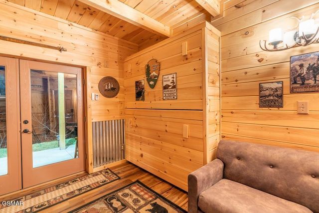 4015 Ravens Den Way, Sevierville, TN 37862