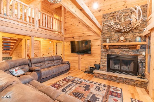 4015 Ravens Den Way, Sevierville, TN 37862