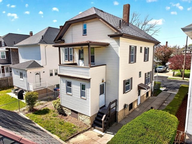 72 Carroll St, New Bedford, MA 02740