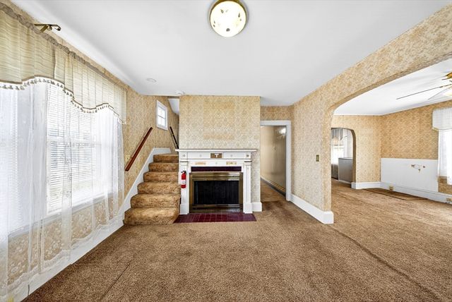 72 Carroll St, New Bedford, MA 02740
