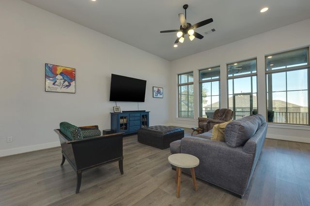 223 Trailing Lantana LN, San Marcos, TX 78666