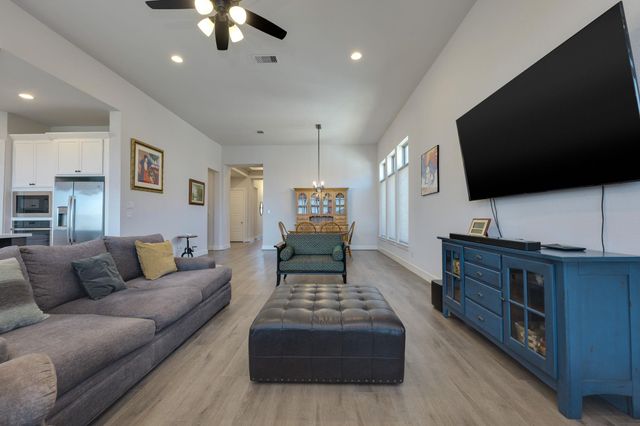 223 Trailing Lantana LN, San Marcos, TX 78666