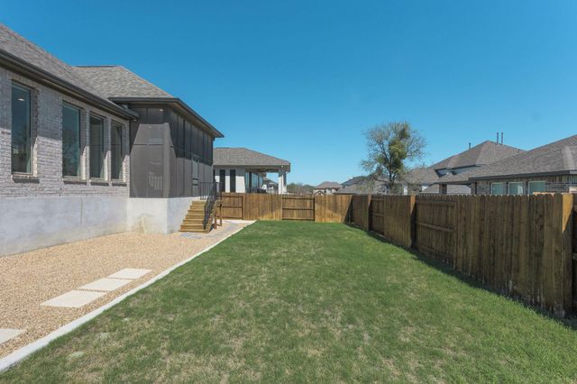 223 Trailing Lantana LN, San Marcos, TX 78666