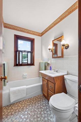 6618 Fairview Avenue N, Crystal, MN 55428