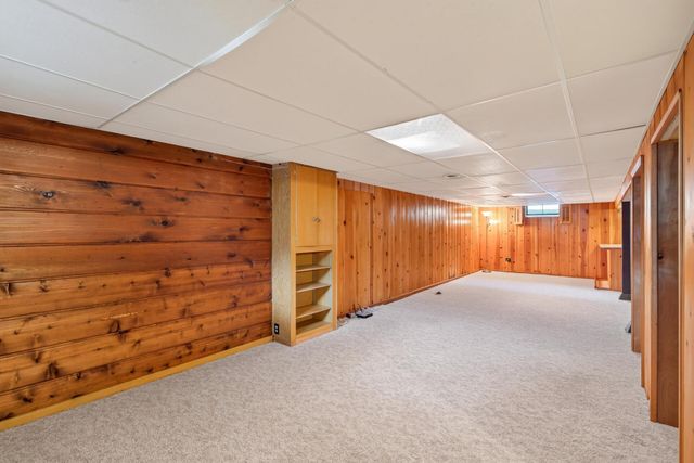 6618 Fairview Avenue N, Crystal, MN 55428