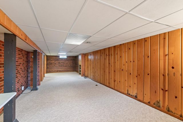 6618 Fairview Avenue N, Crystal, MN 55428