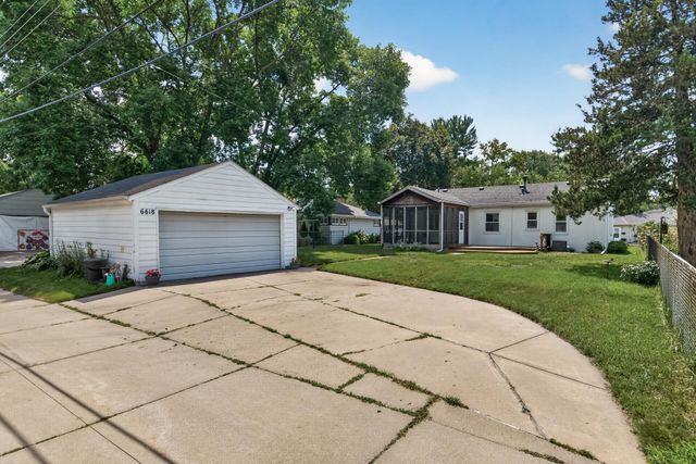 6618 Fairview Avenue N, Crystal, MN 55428