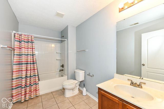 8030 Cole Wood Boulevard, Indianapolis, IN 46239