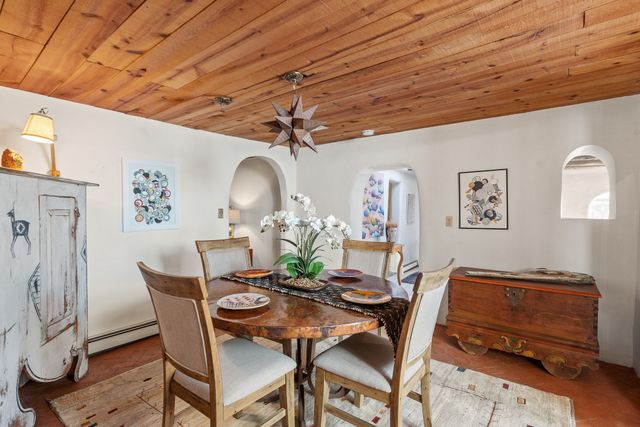 481 Camino Don Miguel, Santa Fe, NM 87505