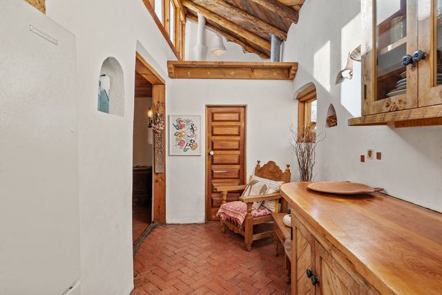 481 Camino Don Miguel, Santa Fe, NM 87505