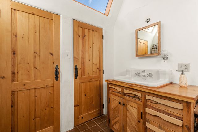 481 Camino Don Miguel, Santa Fe, NM 87505