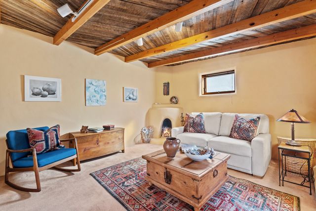 481 Camino Don Miguel, Santa Fe, NM 87505