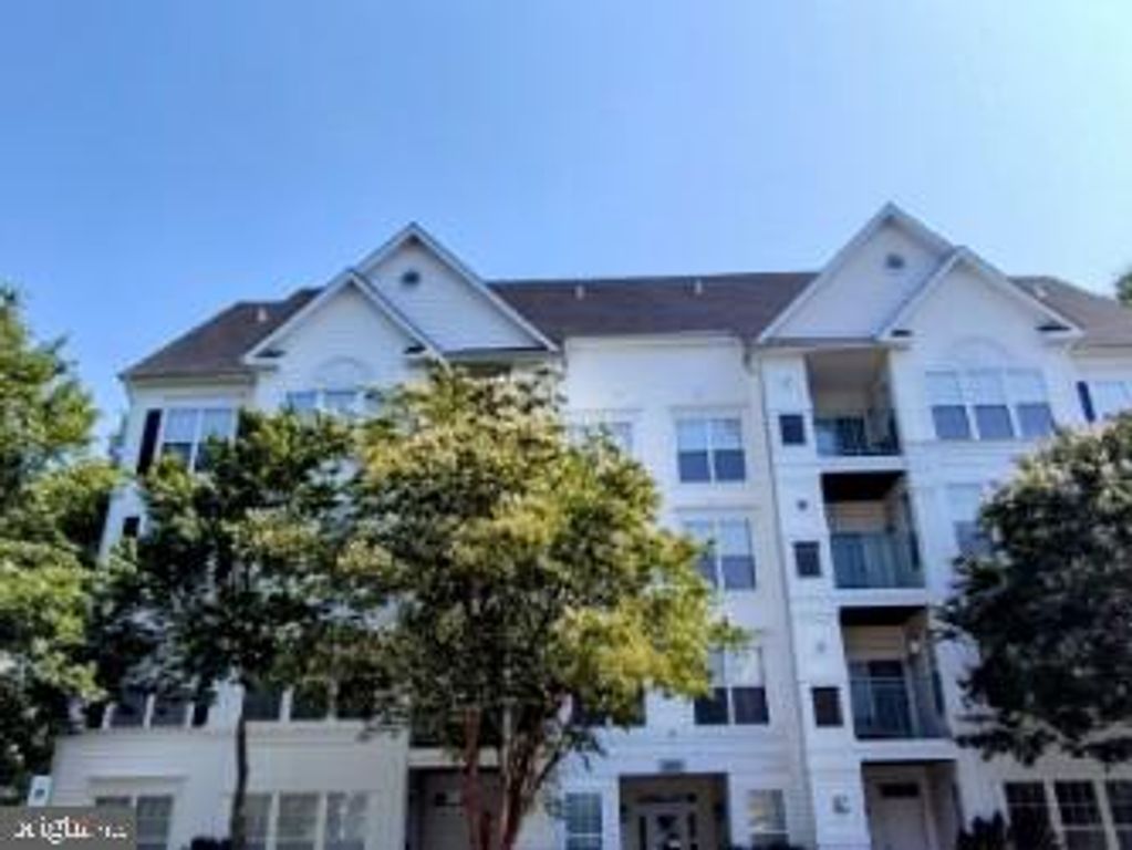 15616 EVERGLADE LN #103, Bowie, MD 20716