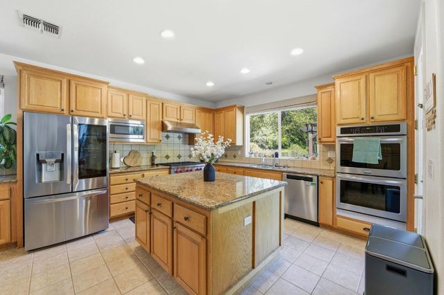 2593 Aberdeen Ln, El Dorado Hills, CA 95762