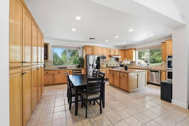 2593 Aberdeen Ln, El Dorado Hills, CA 95762