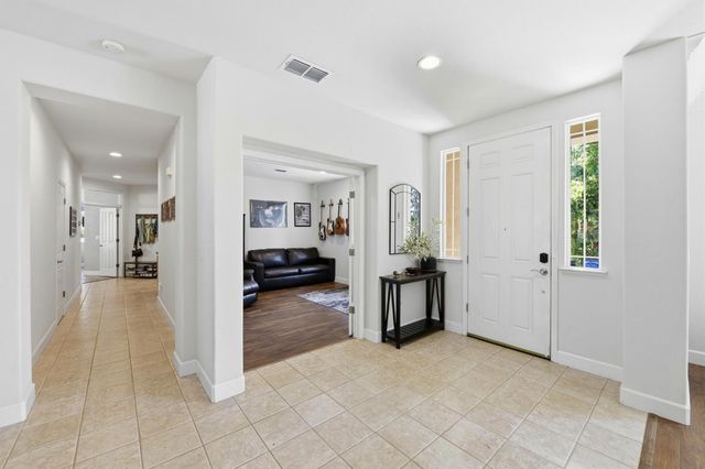 2593 Aberdeen Ln, El Dorado Hills, CA 95762