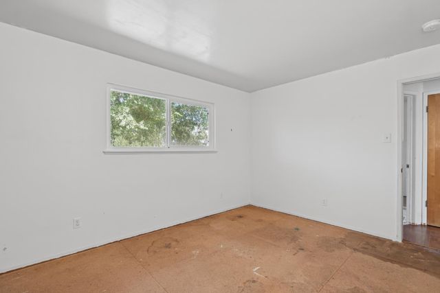 2221 Rainbow Avenue, Sacramento, CA 95821
