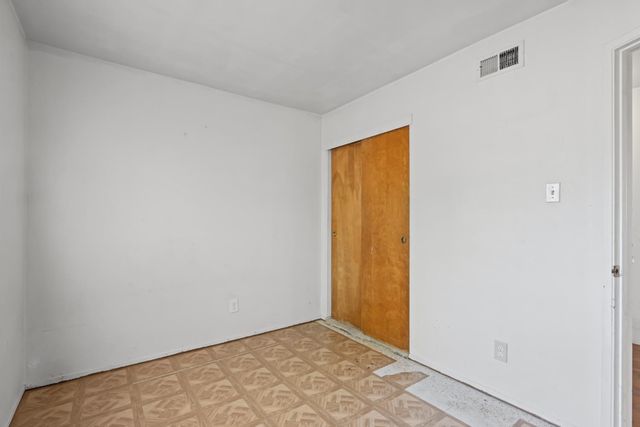 2221 Rainbow Avenue, Sacramento, CA 95821