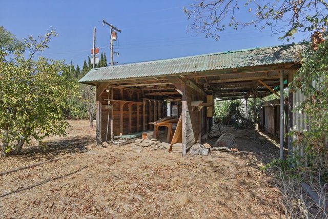 2221 Rainbow Avenue, Sacramento, CA 95821