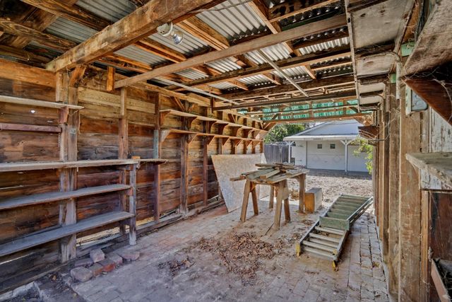 2221 Rainbow Avenue, Sacramento, CA 95821