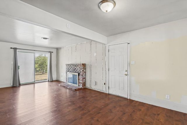 2221 Rainbow Avenue, Sacramento, CA 95821