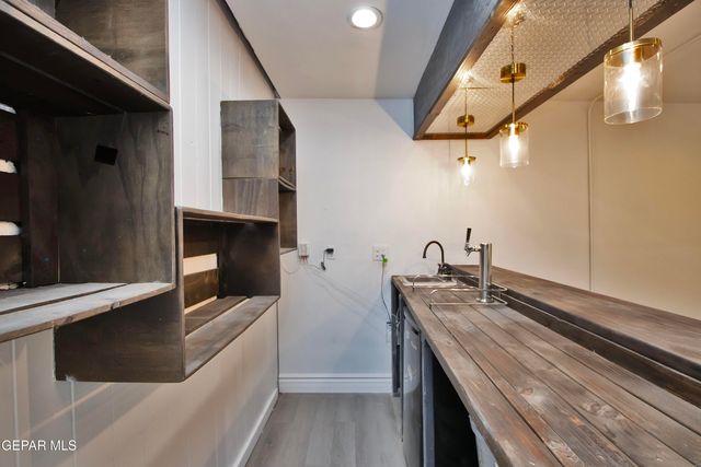 8415 Mount Ranier Drive, El Paso, TX 79904