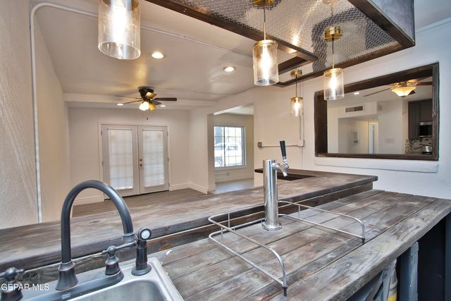 8415 Mount Ranier Drive, El Paso, TX 79904