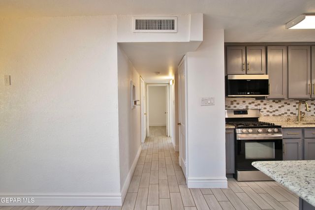 8415 Mount Ranier Drive, El Paso, TX 79904