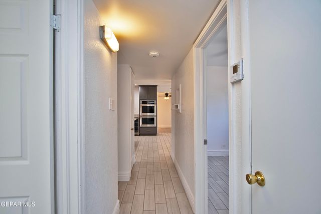 8415 Mount Ranier Drive, El Paso, TX 79904