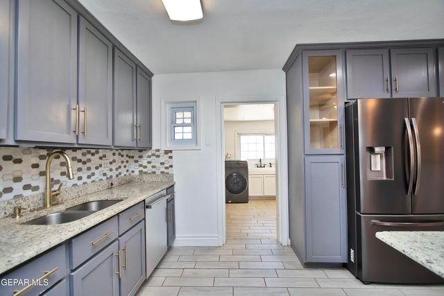 8415 Mount Ranier Drive, El Paso, TX 79904