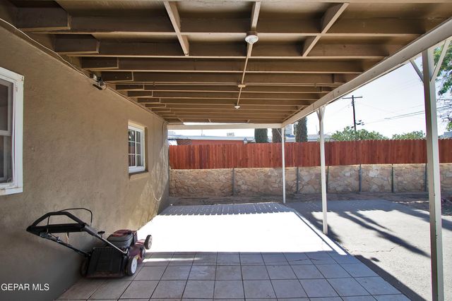 8415 Mount Ranier Drive, El Paso, TX 79904