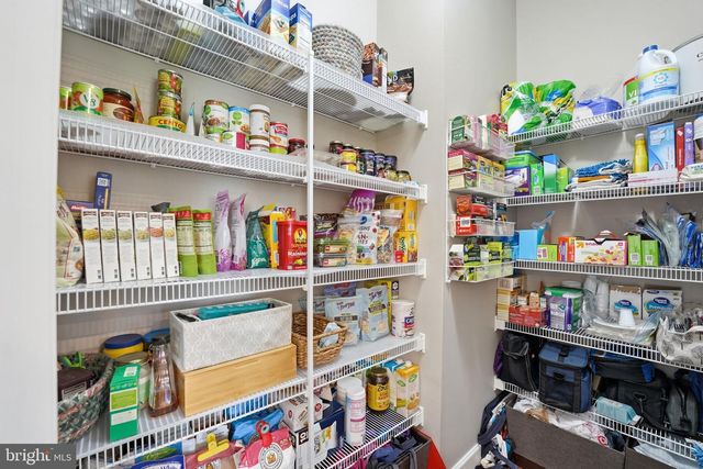 7525 HUNTER WOODS DR, Manassas, VA 20111