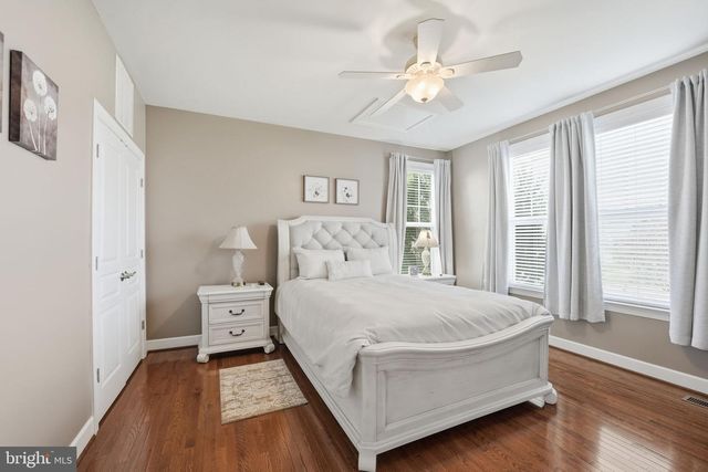 7525 HUNTER WOODS DR, Manassas, VA 20111