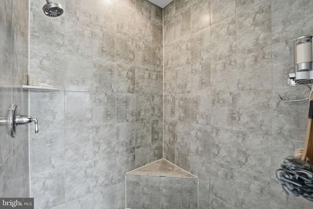 7525 HUNTER WOODS DR, Manassas, VA 20111