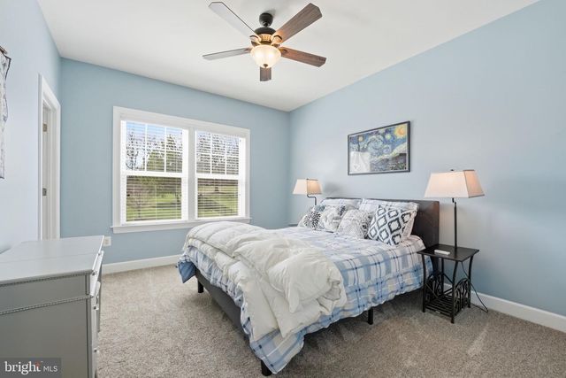 7525 HUNTER WOODS DR, Manassas, VA 20111