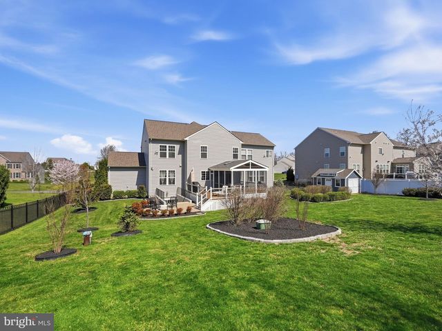 7525 HUNTER WOODS DR, Manassas, VA 20111