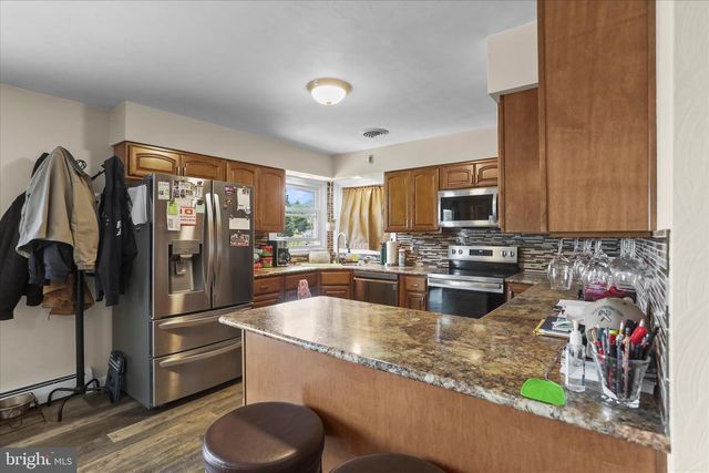 88 SUNSET DR, Hanover, PA 17331