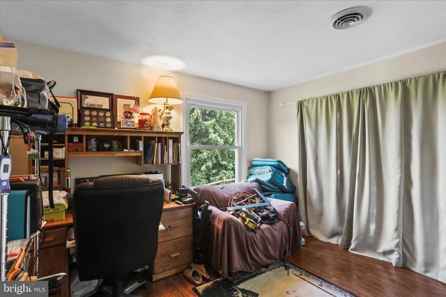 88 SUNSET DR, Hanover, PA 17331