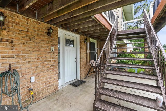88 SUNSET DR, Hanover, PA 17331